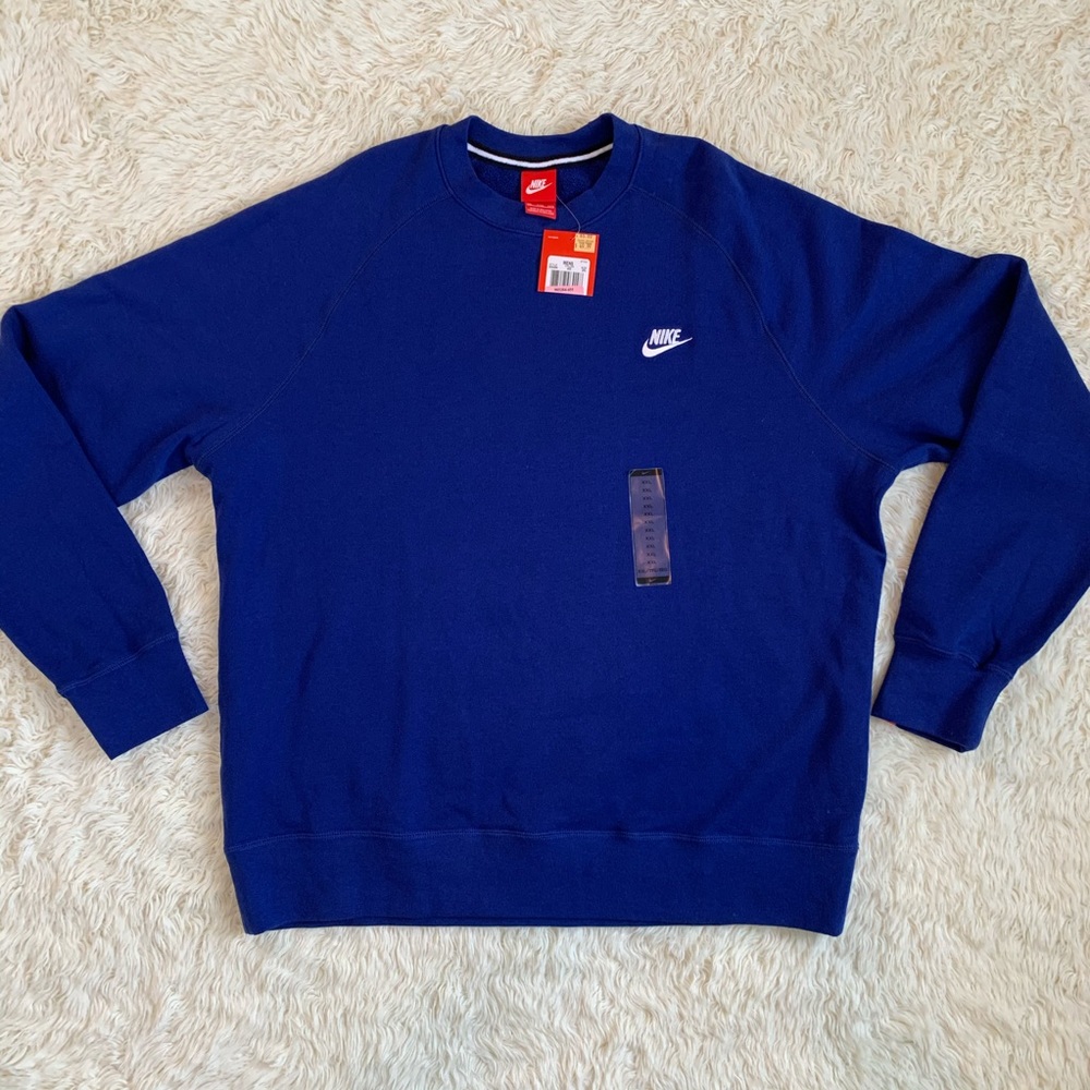 Nike crewneck pullover sweatshirt NWT